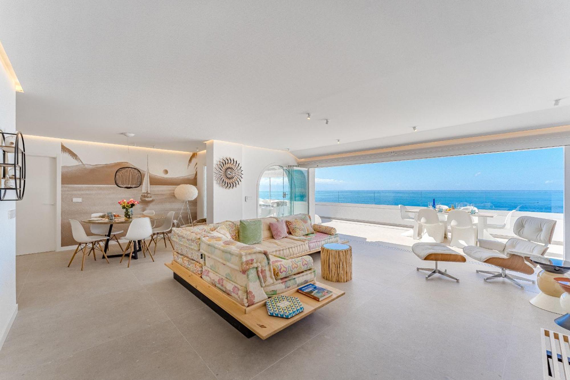 Blue Haven - Ocean View Penthouse With Jacuzzi And Pool Apartman Acantilado de los Gigantes Kültér fotó