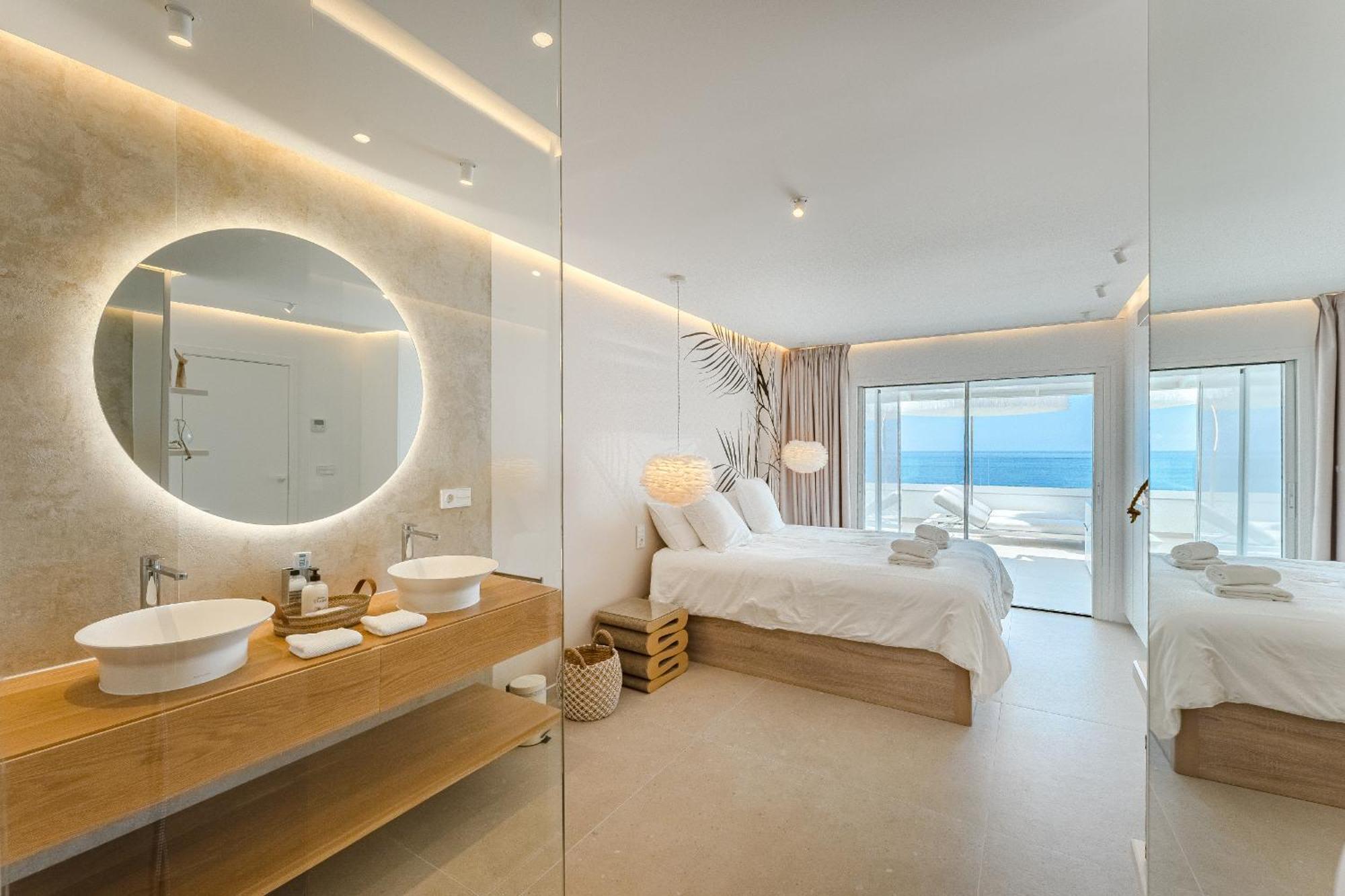 Blue Haven - Ocean View Penthouse With Jacuzzi And Pool Apartman Acantilado de los Gigantes Kültér fotó